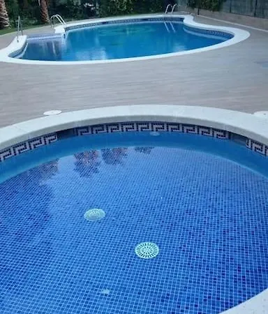 Royal Marine Precioso Apartamento Con Piscina Roses